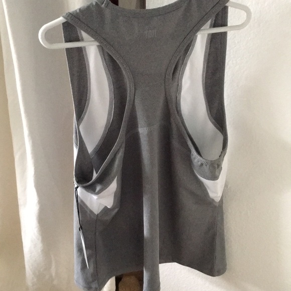 Tail racer back grey and white athletic shirt - Picture 3 of 3